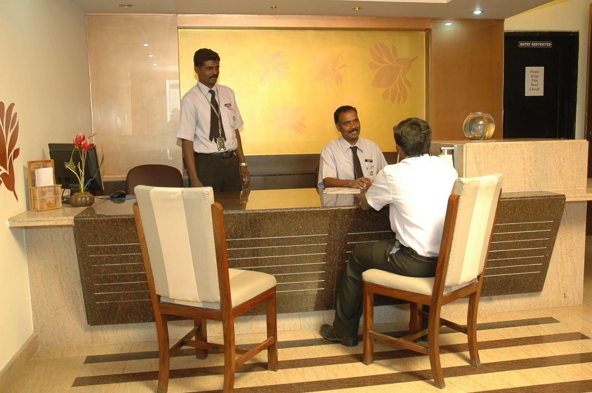 Istay Infantry Road Bangalore