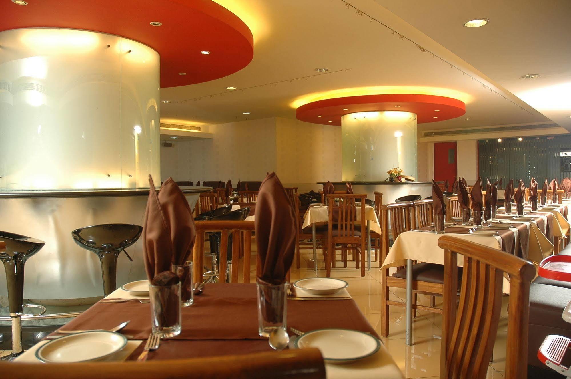 Istay Infantry Road Hotel