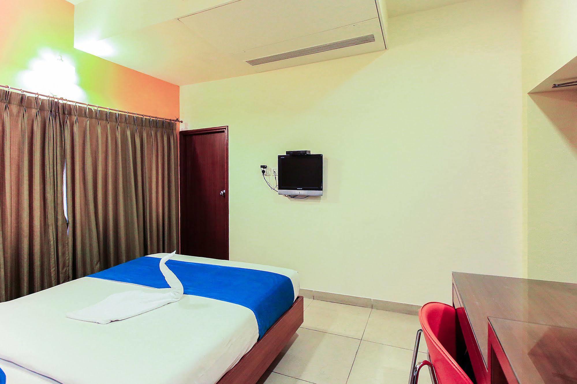 Treebo Trip Cynosure Suites