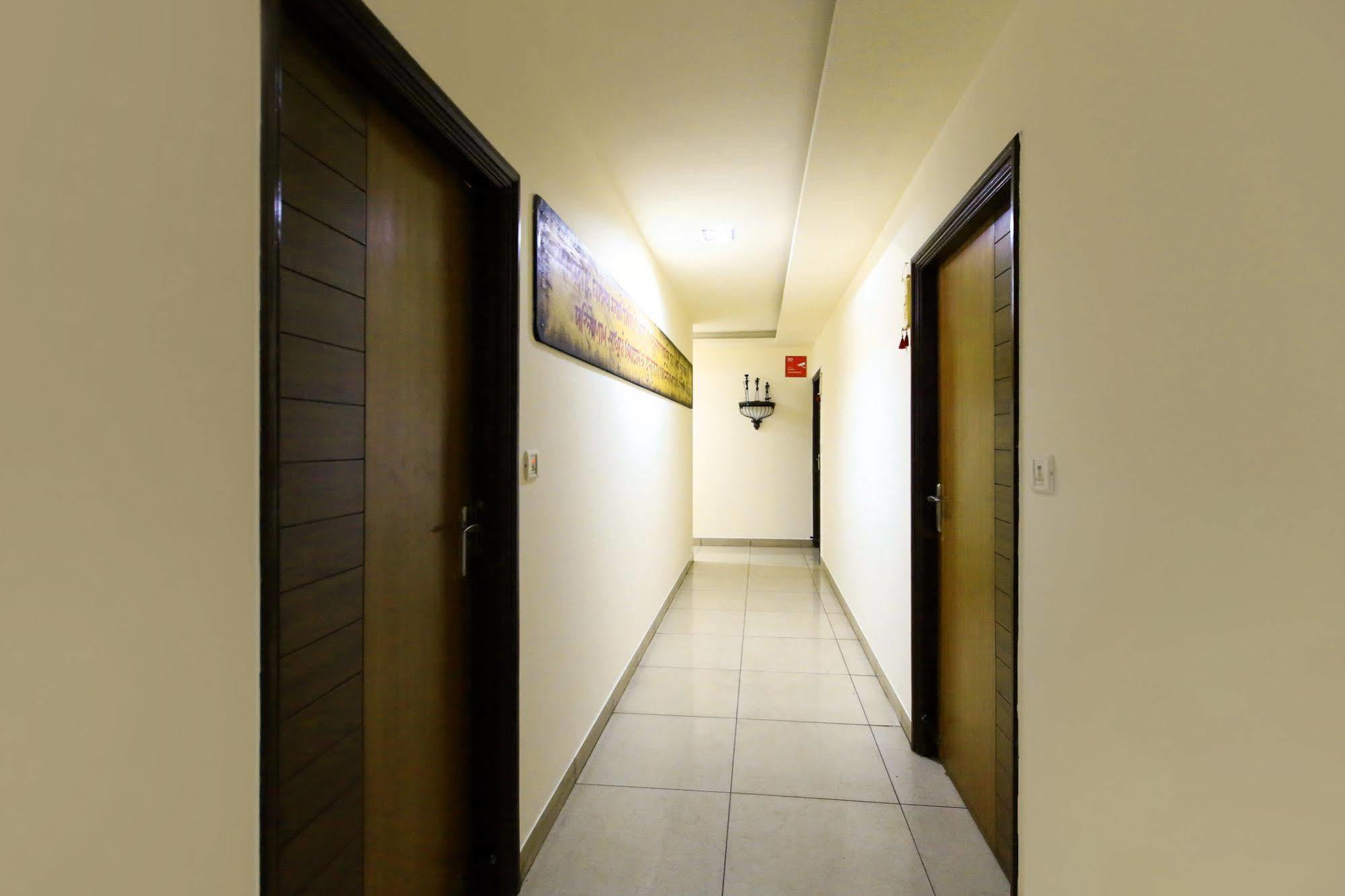 Treebo Trip Cynosure Suites Bed & Breakfast