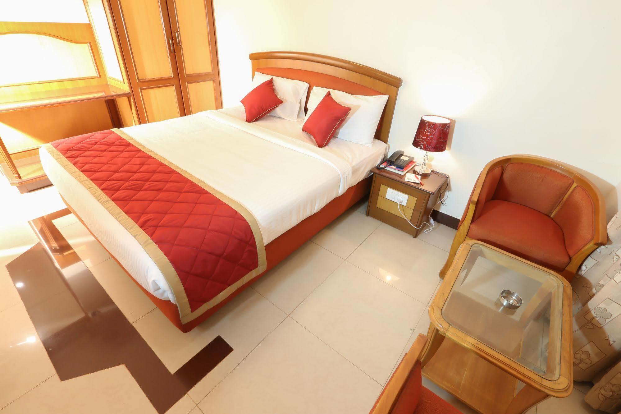 Grand 3* Bangalore