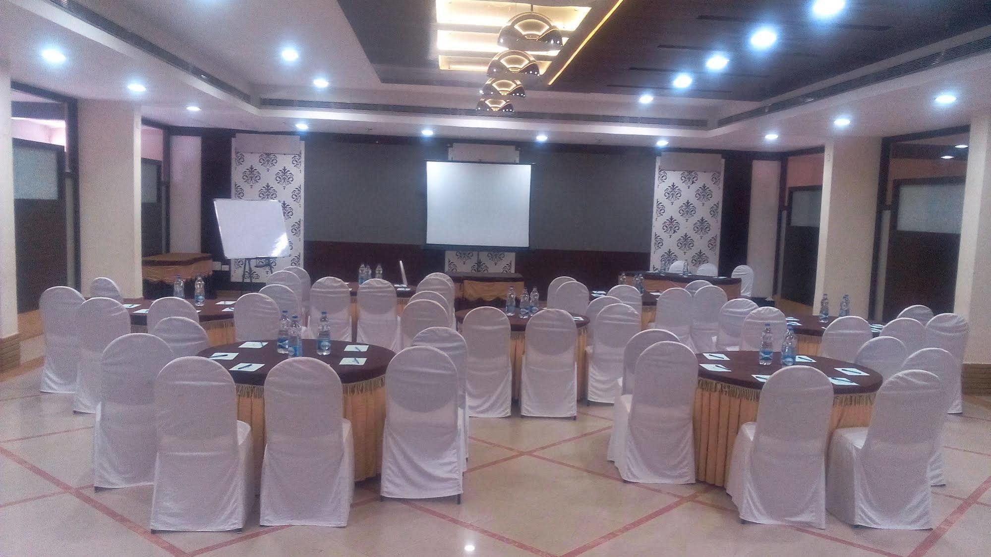 Vt Paradise Hotel 2*