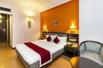 Hotel Golden Gates