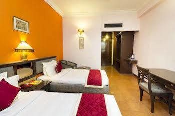 Golden Gates 3* Bangalore