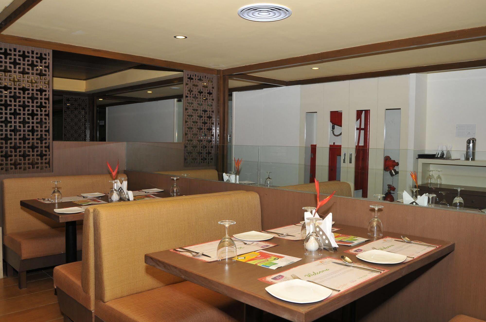 Icon Select By Bhagini Hotel Bangalore