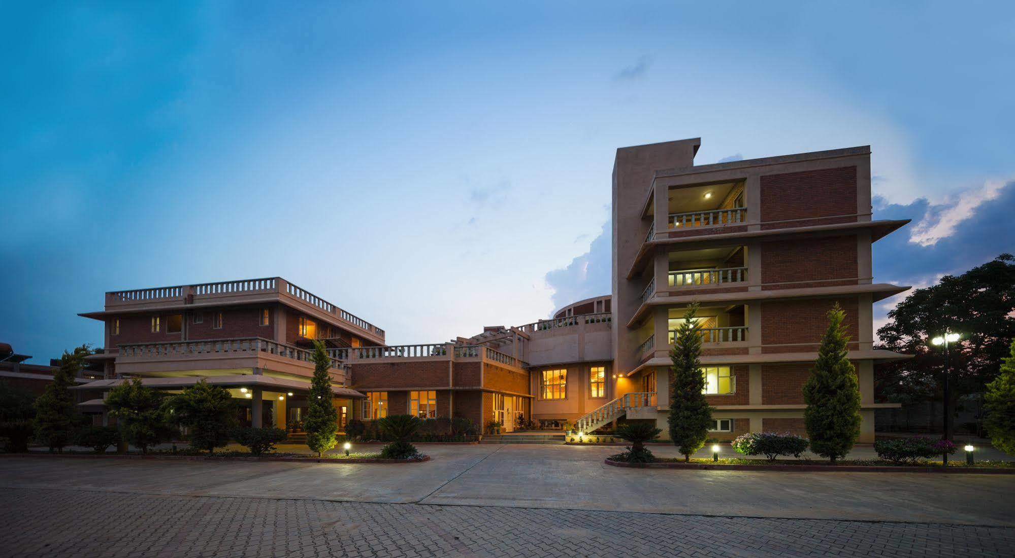 Hotel Saiacs Convention Bangalore