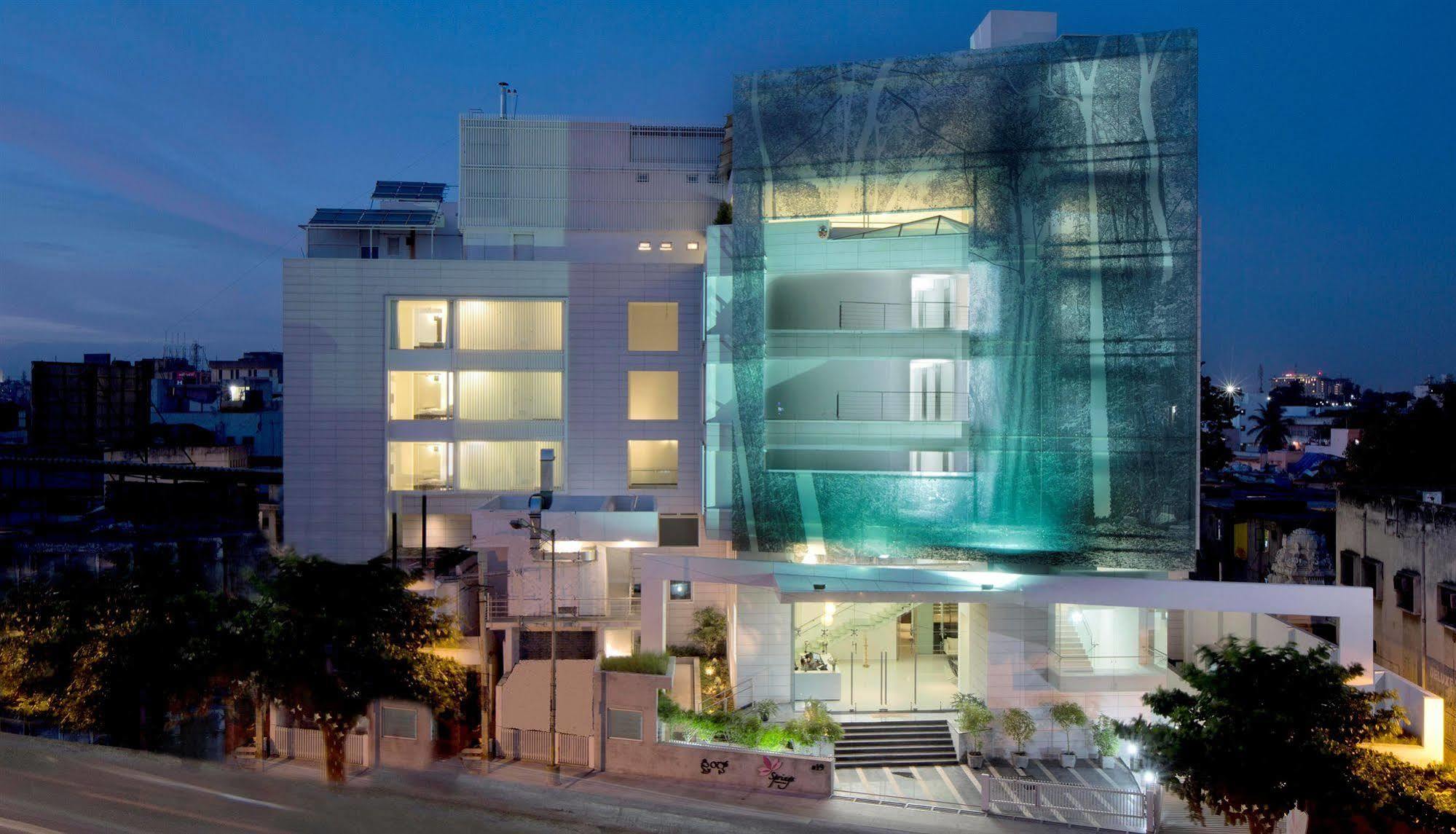 Springs And Hotel