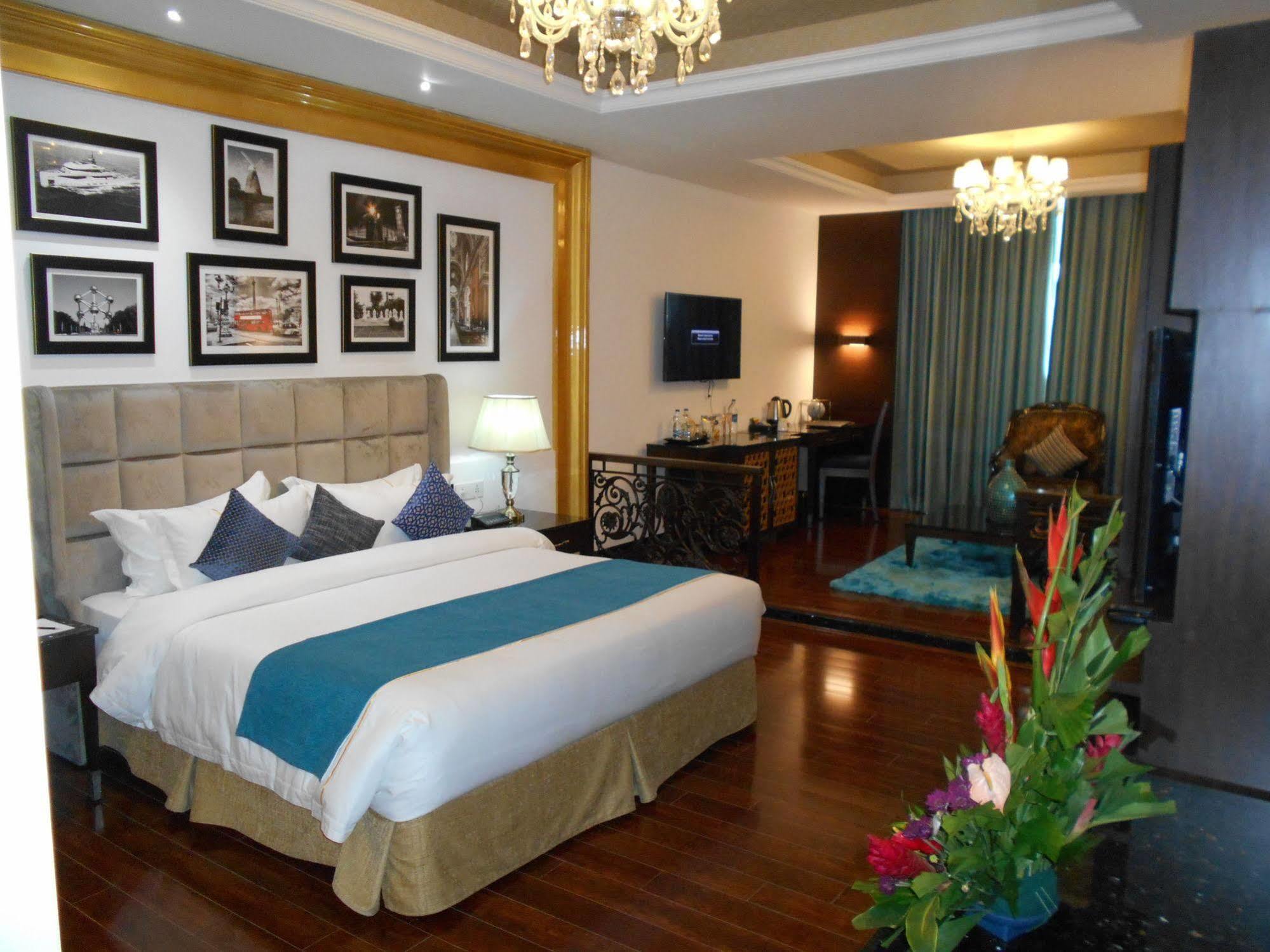 Hotel La Marvella, Bangalore