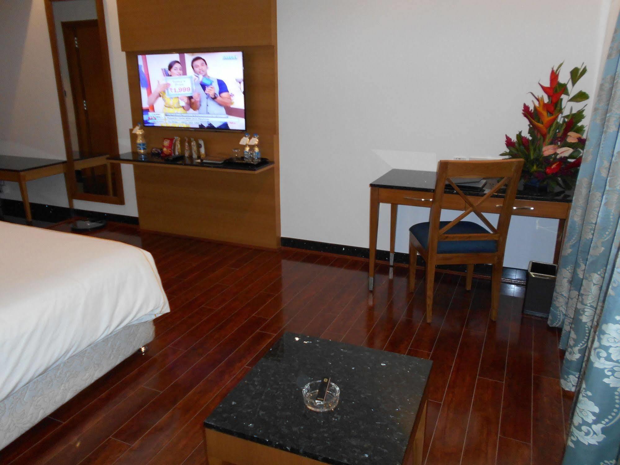 La Marvella, Hotel 5*