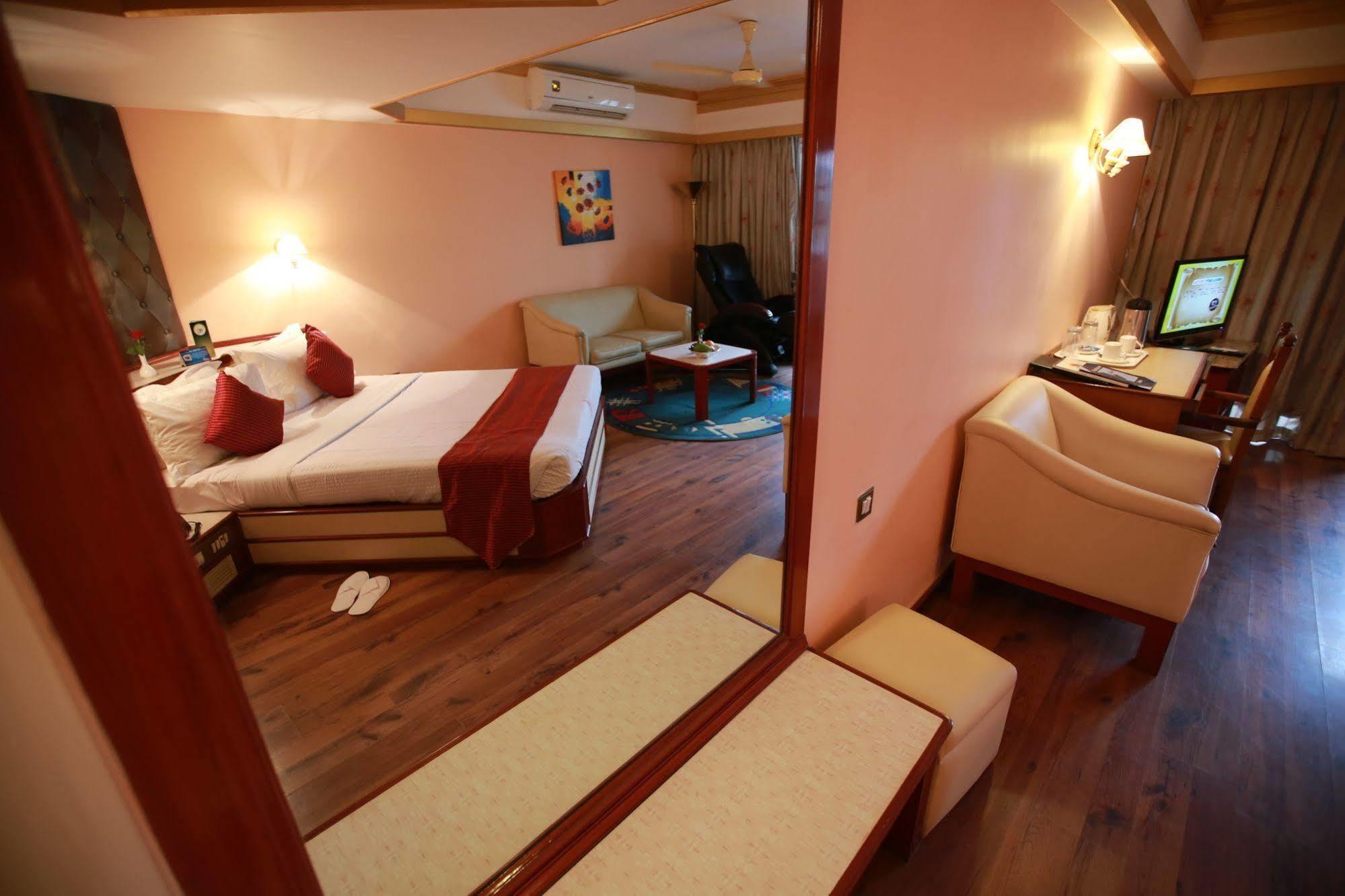 Nahar Heritage 4* Bangalore