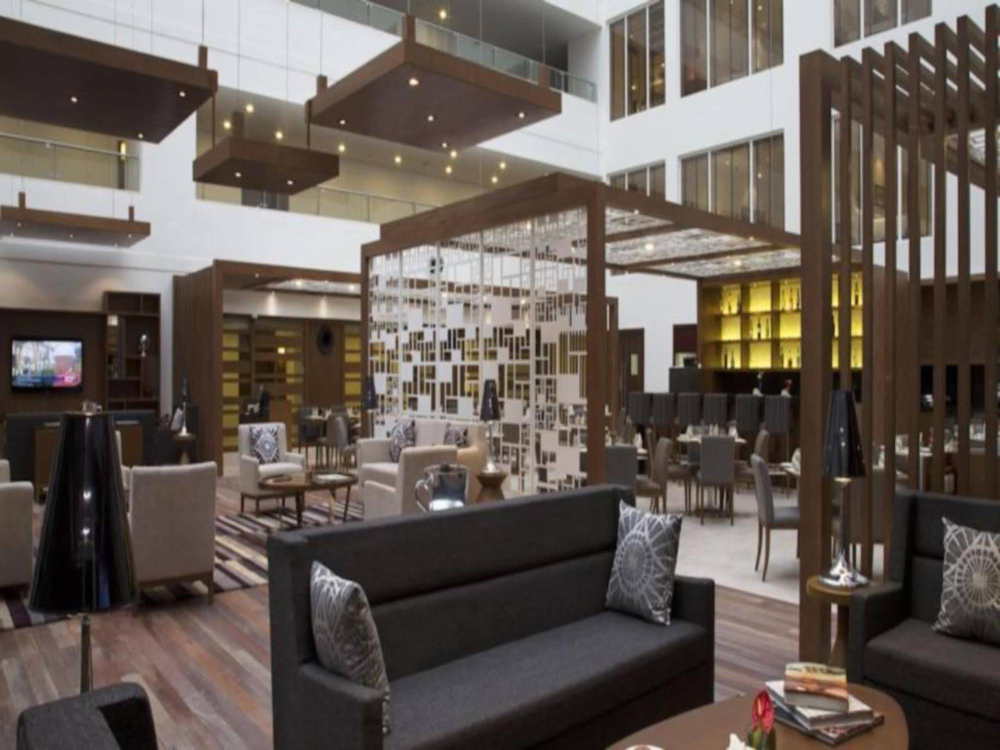 Hotel Oakwood Whitefield 5*