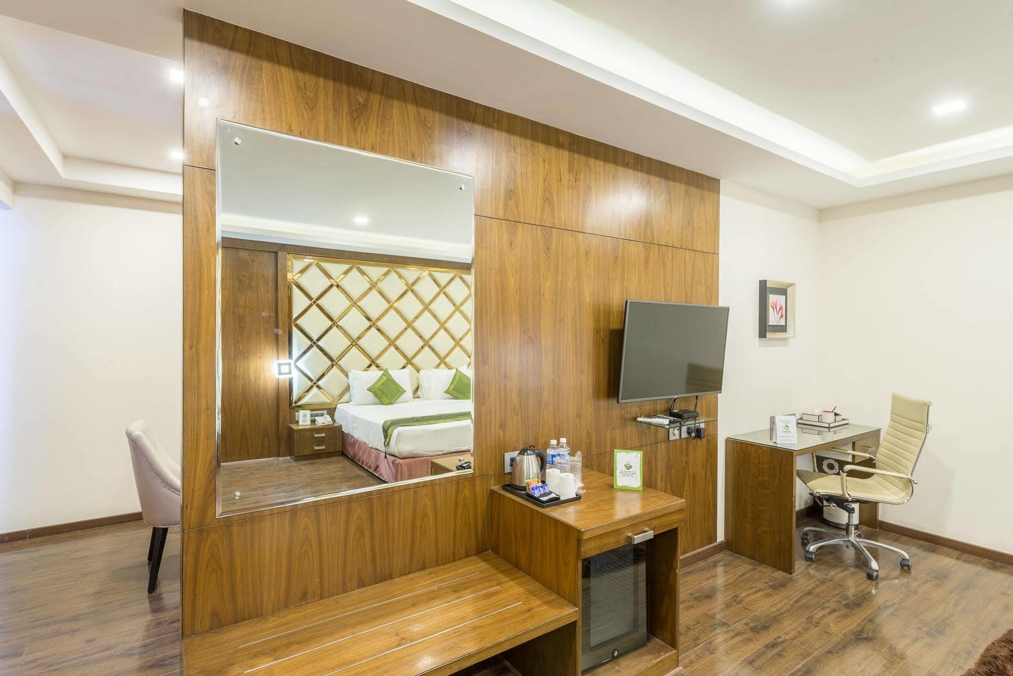 Hotel Sahar Pavillion Bangalore