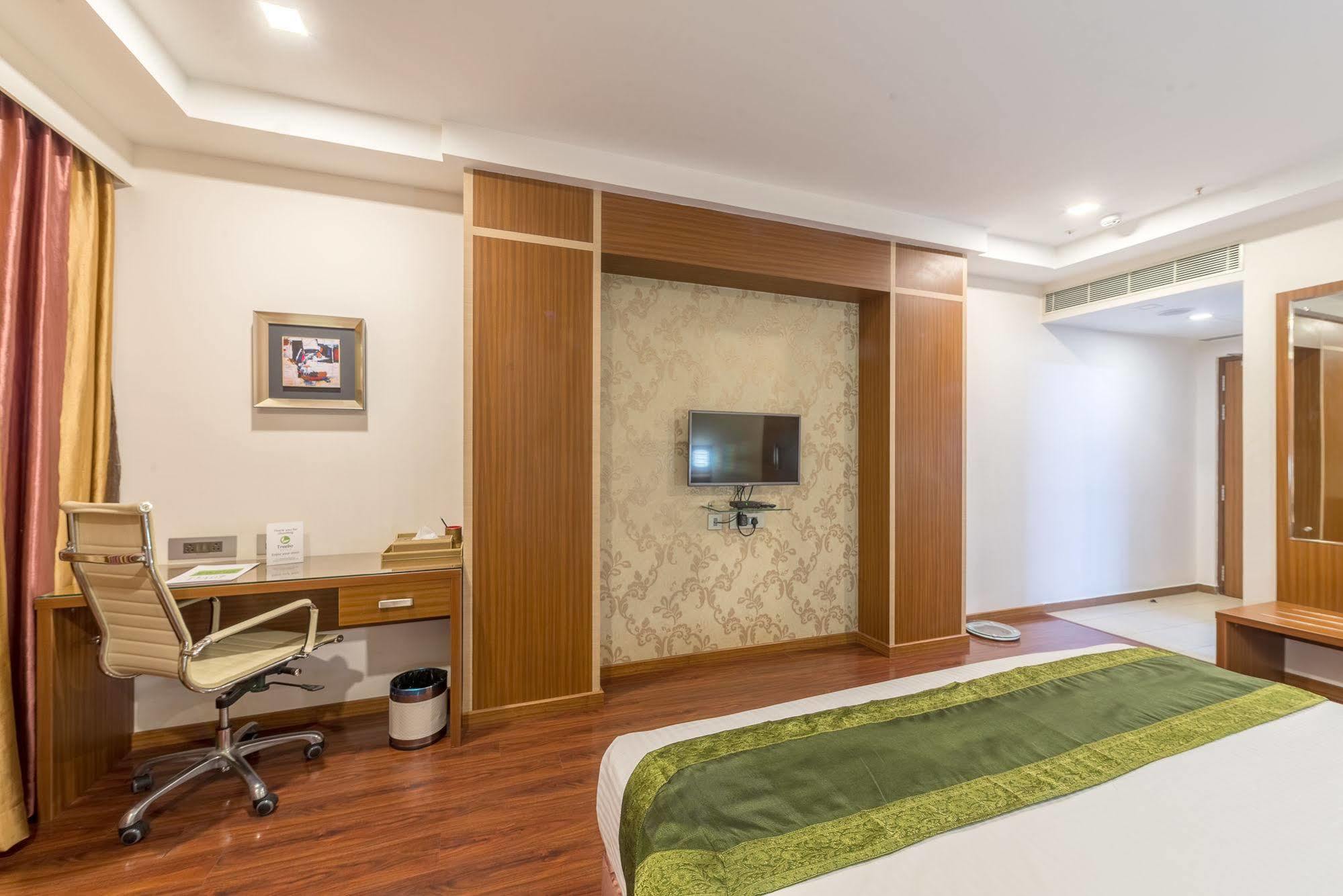 Sahar Pavillion 3*