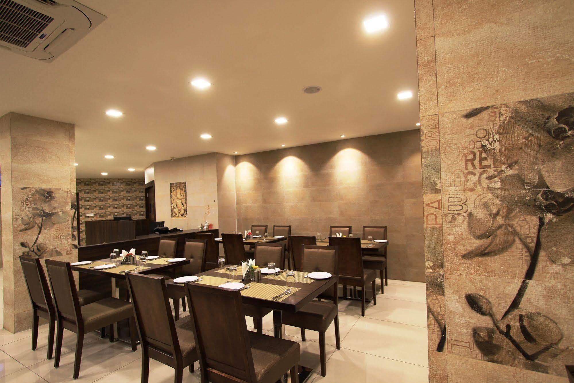 The Splendour Park Hotel 3*