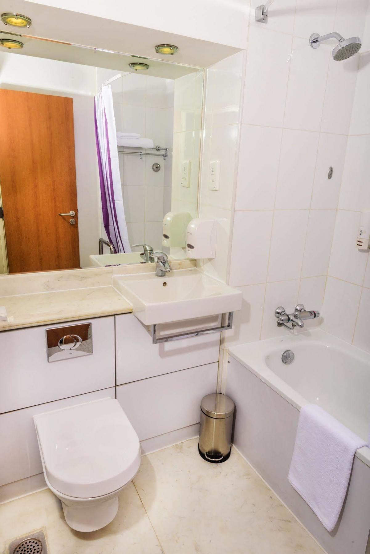 Fairfield By Marriott Whitefield Hotel 4*