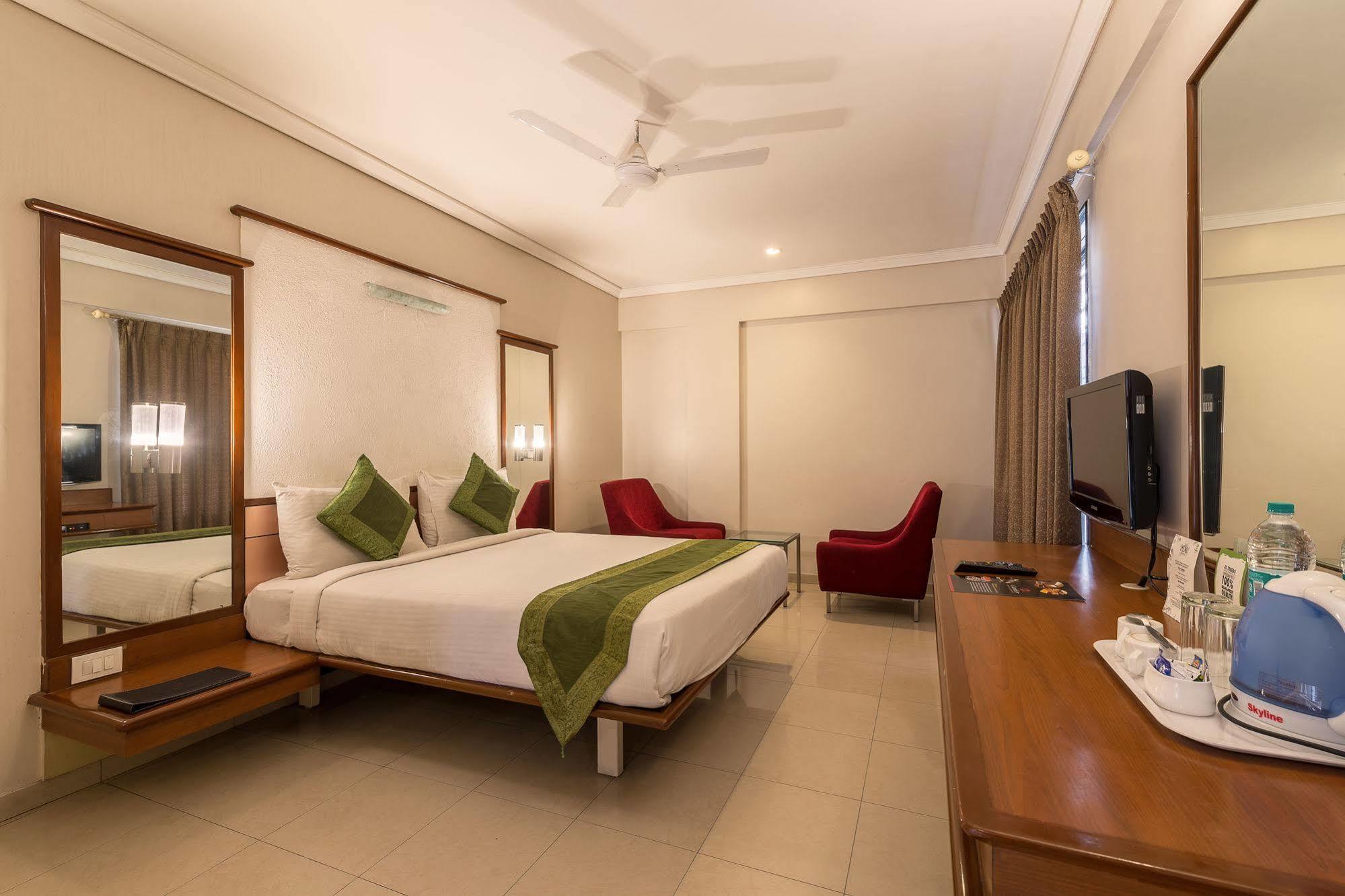 Hotel Cartier Biznotel