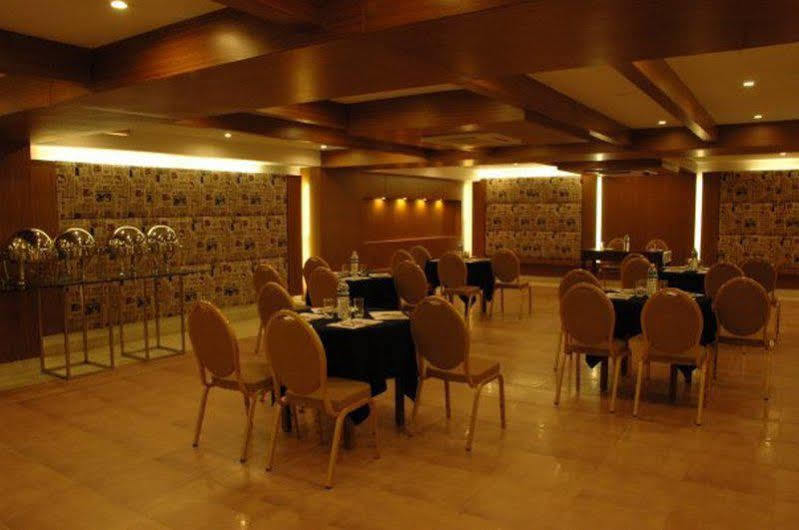Shravanthi Sarovar Portico Hotel