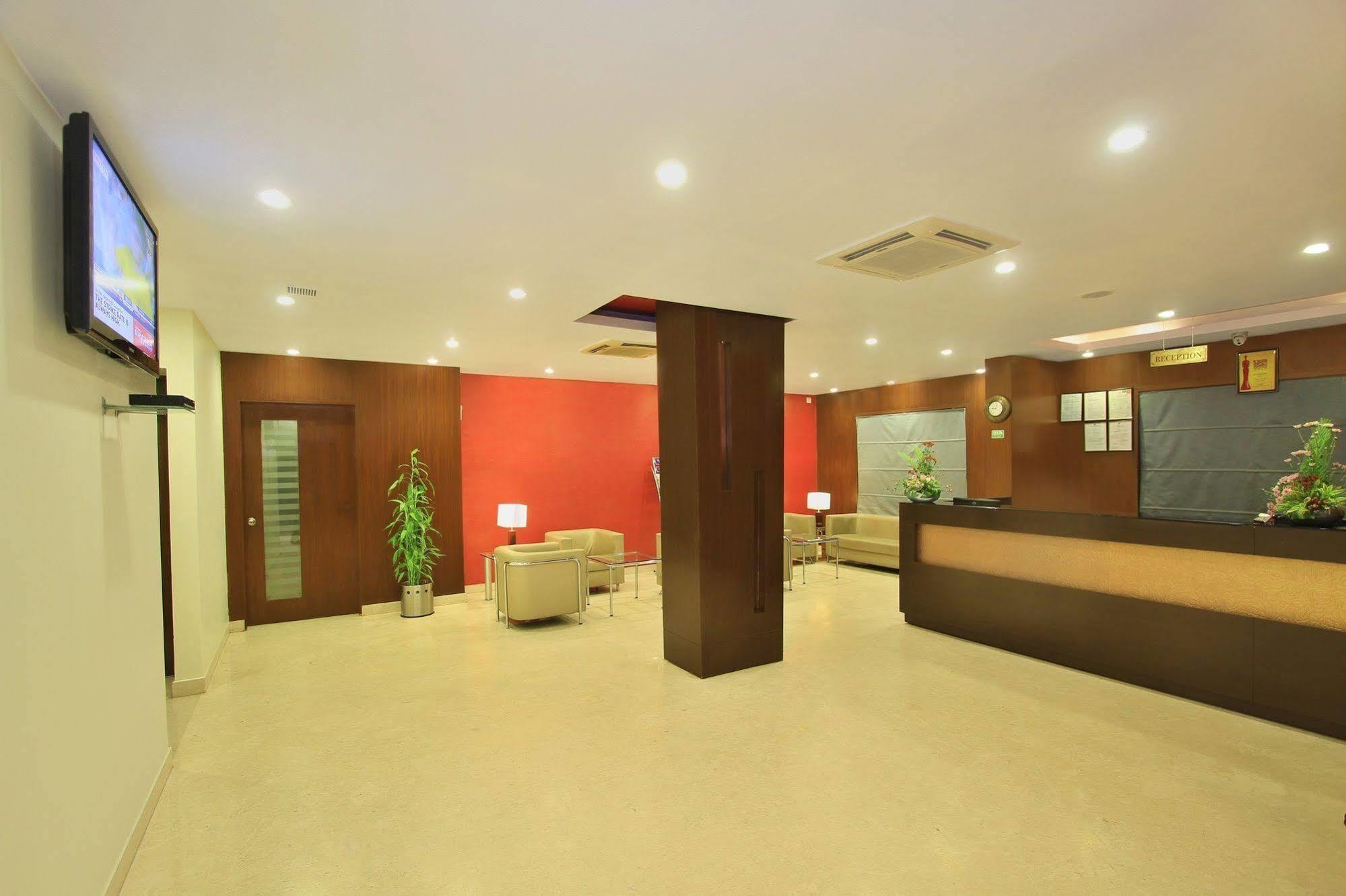 La Sara Hometel Hotel