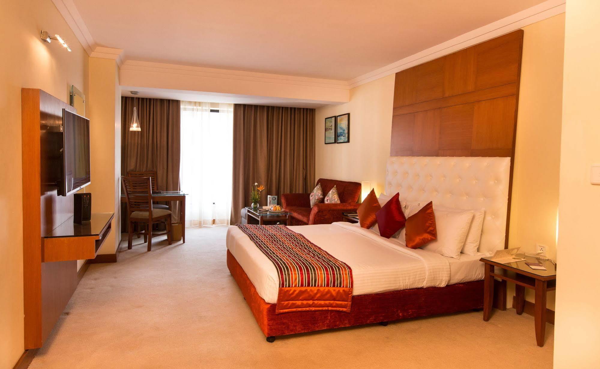 Hotel The Chancery Pavilion Bangalore