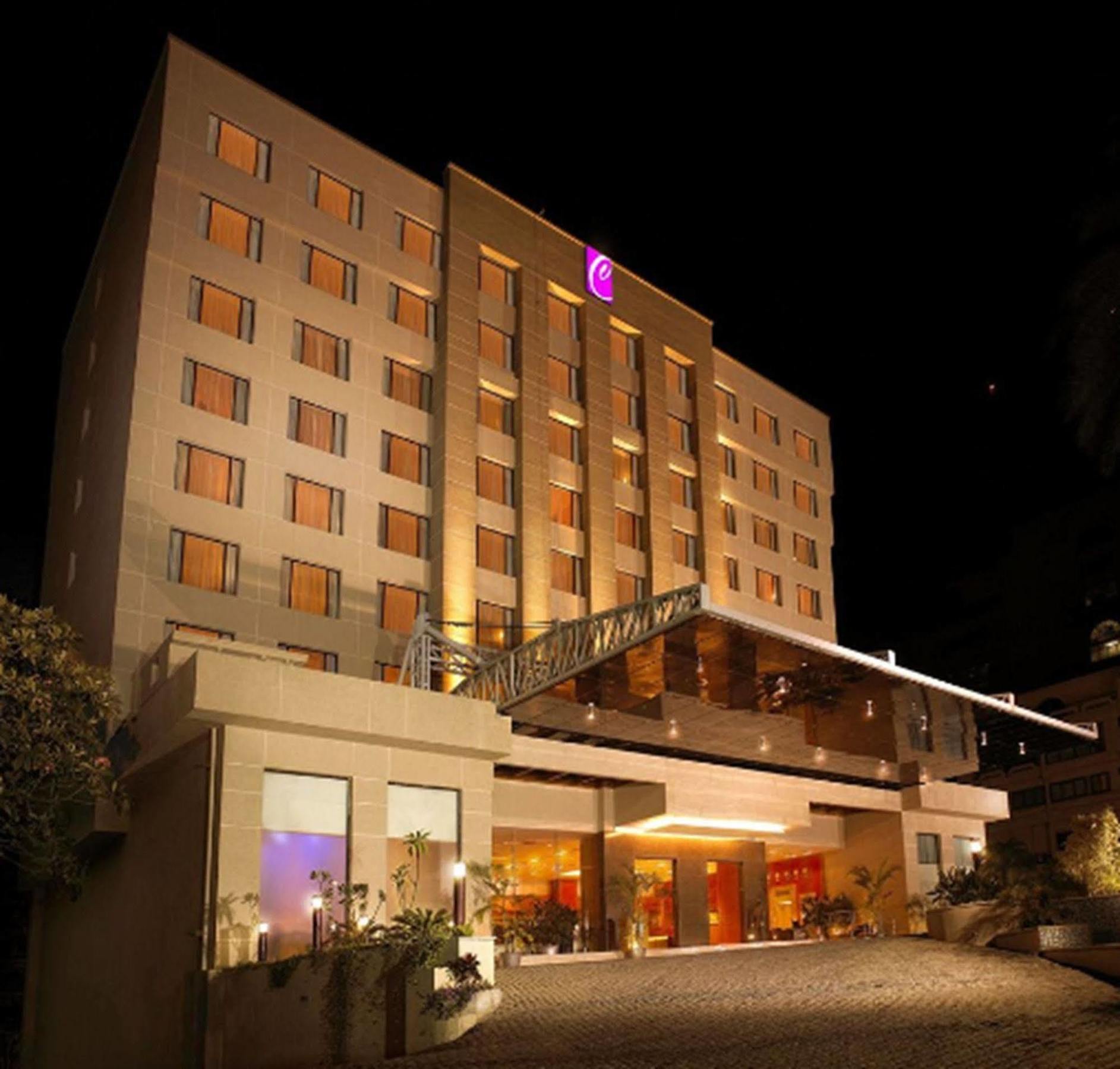 The Chancery Pavilion 5* Bangalore