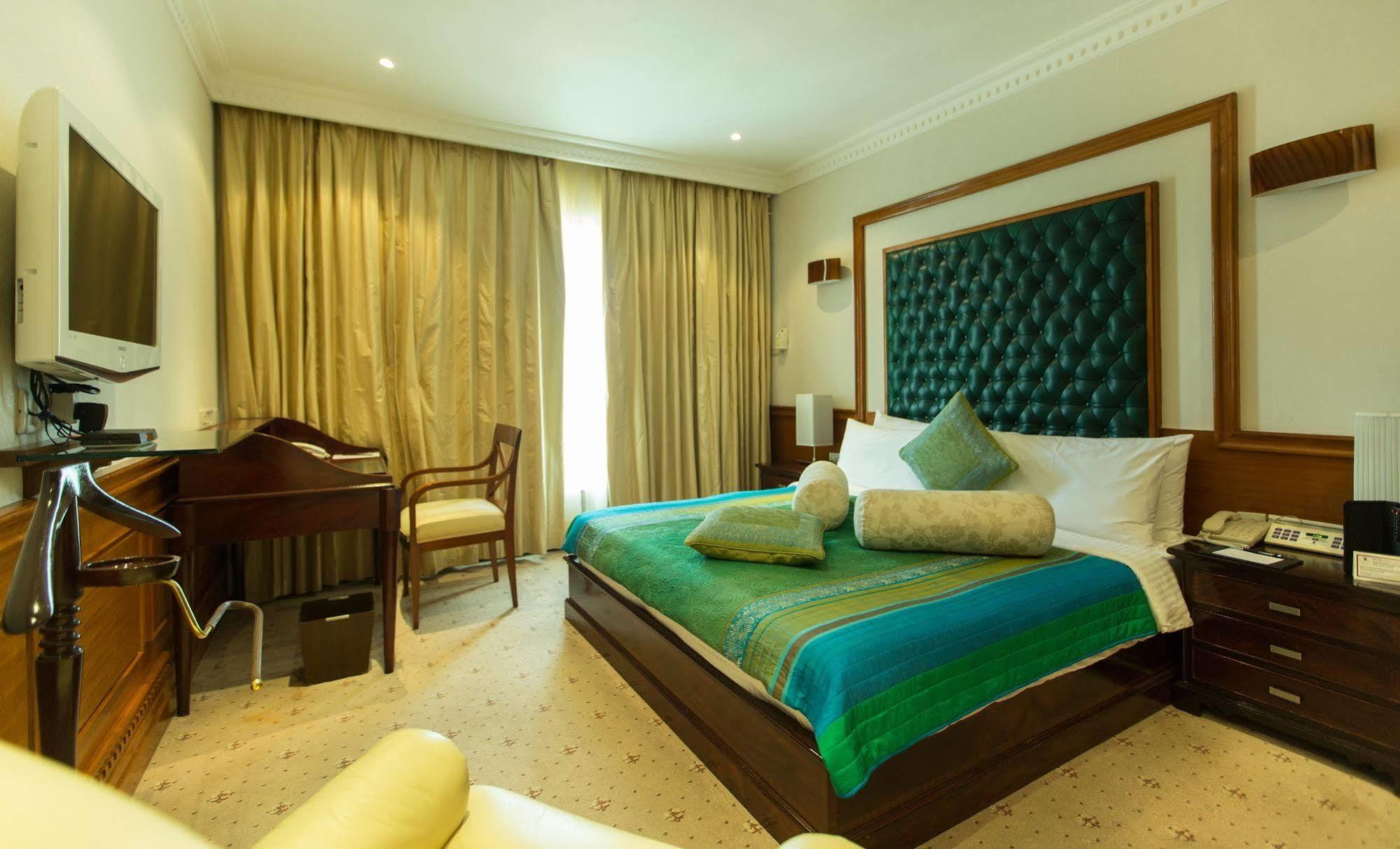 The Chancery Pavilion Hotel Bangalore