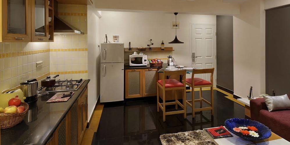 Melange Luxury Service Apartment *