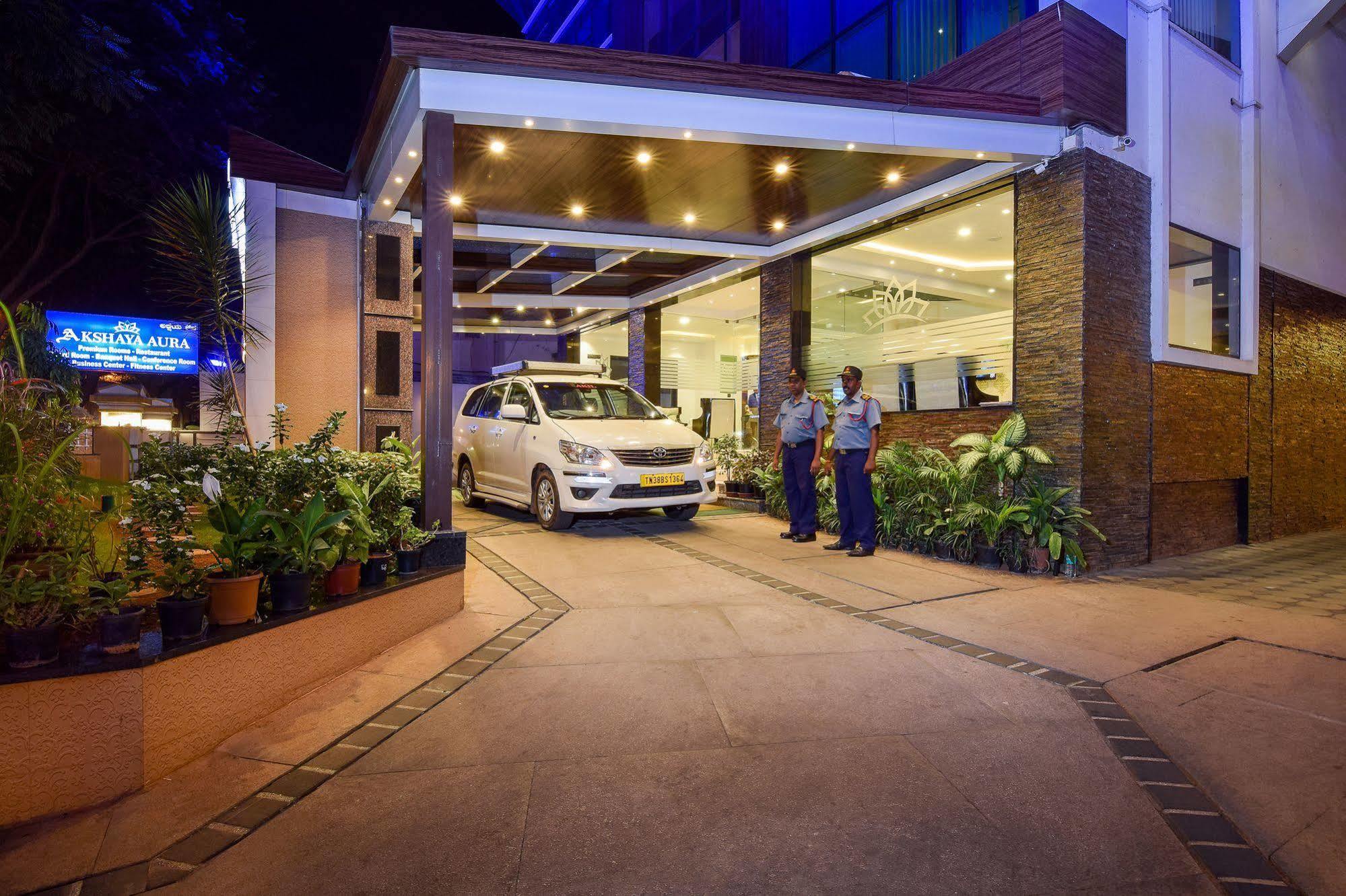Akshaya Aura 4*