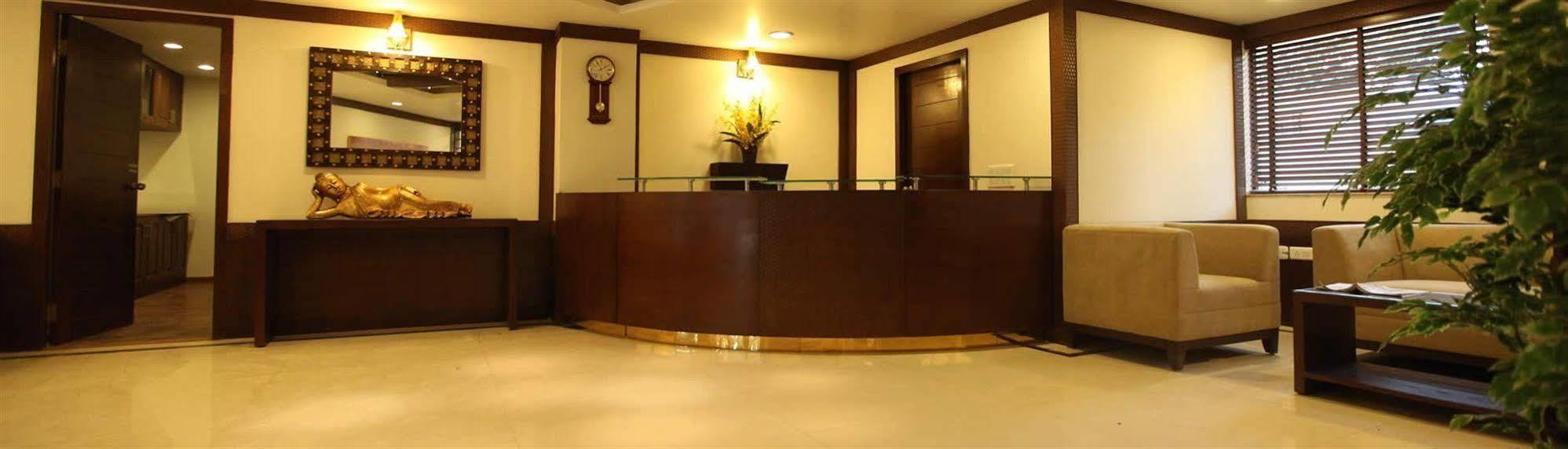 Brunton Heights Executive 3* Bangalore