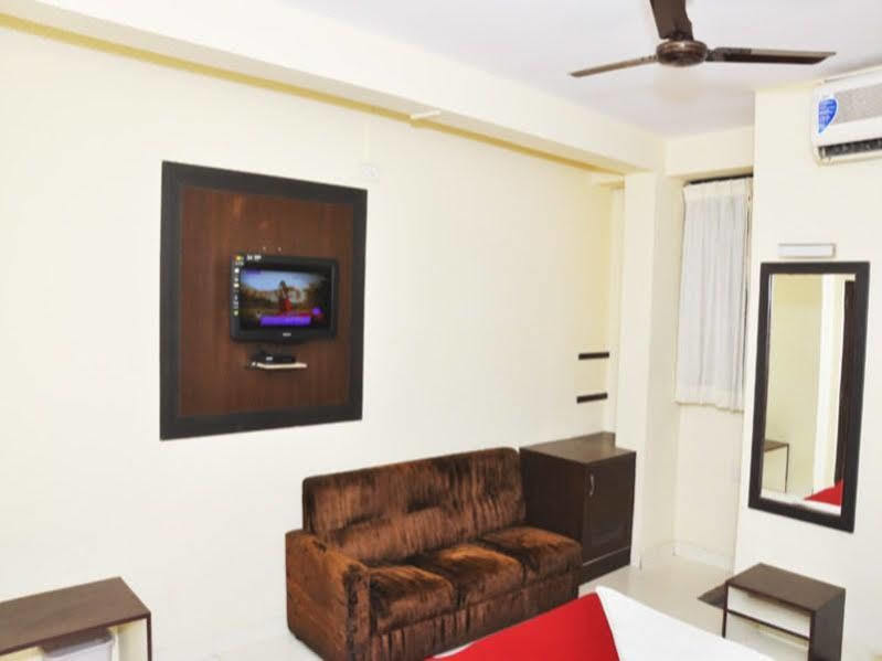 Lodge The Koramangala Residency