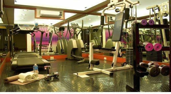 Shilton Aparthotel 3*