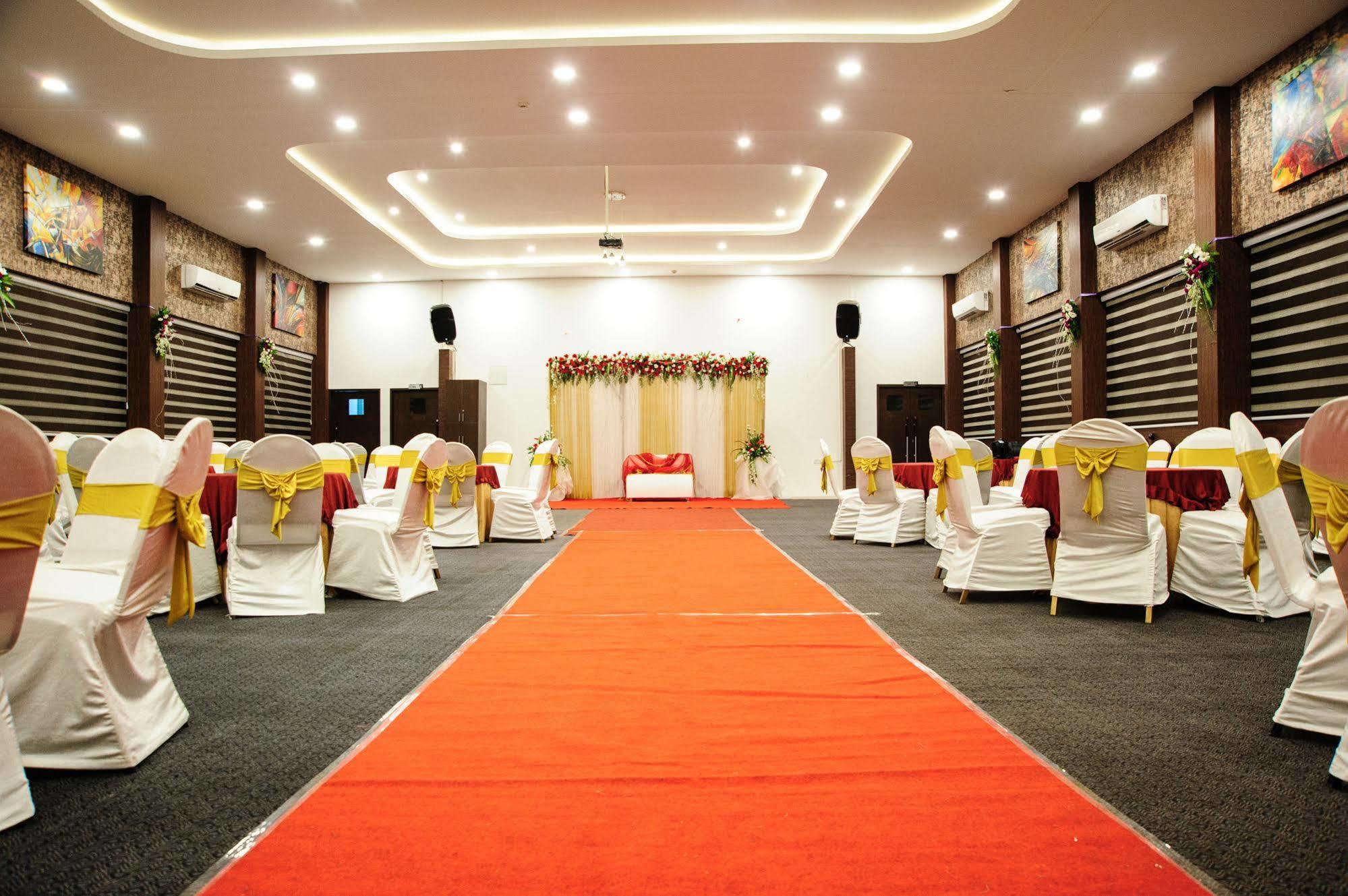 Hotel Octave Hotel & Spa - Sarjapur Road 3*