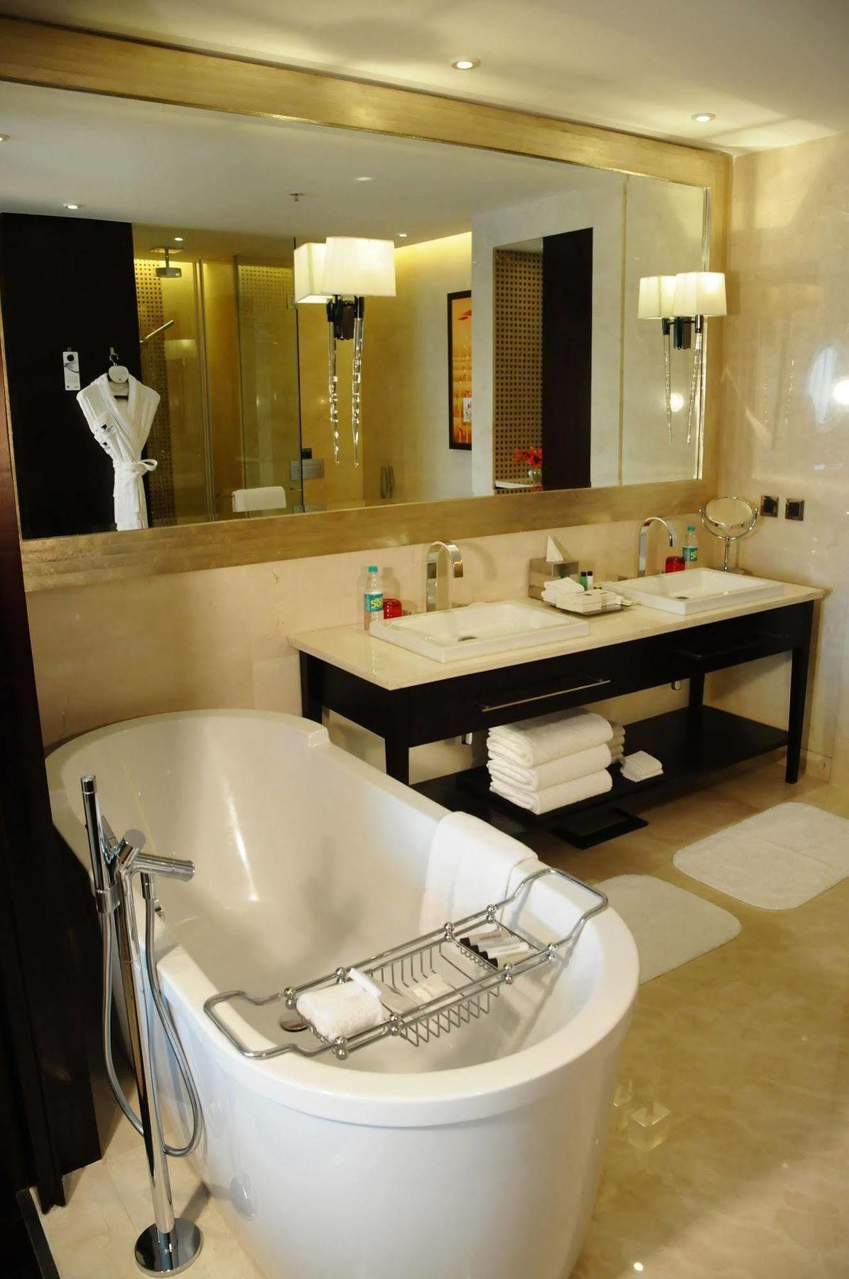 Hotel Jw Marriott 5*