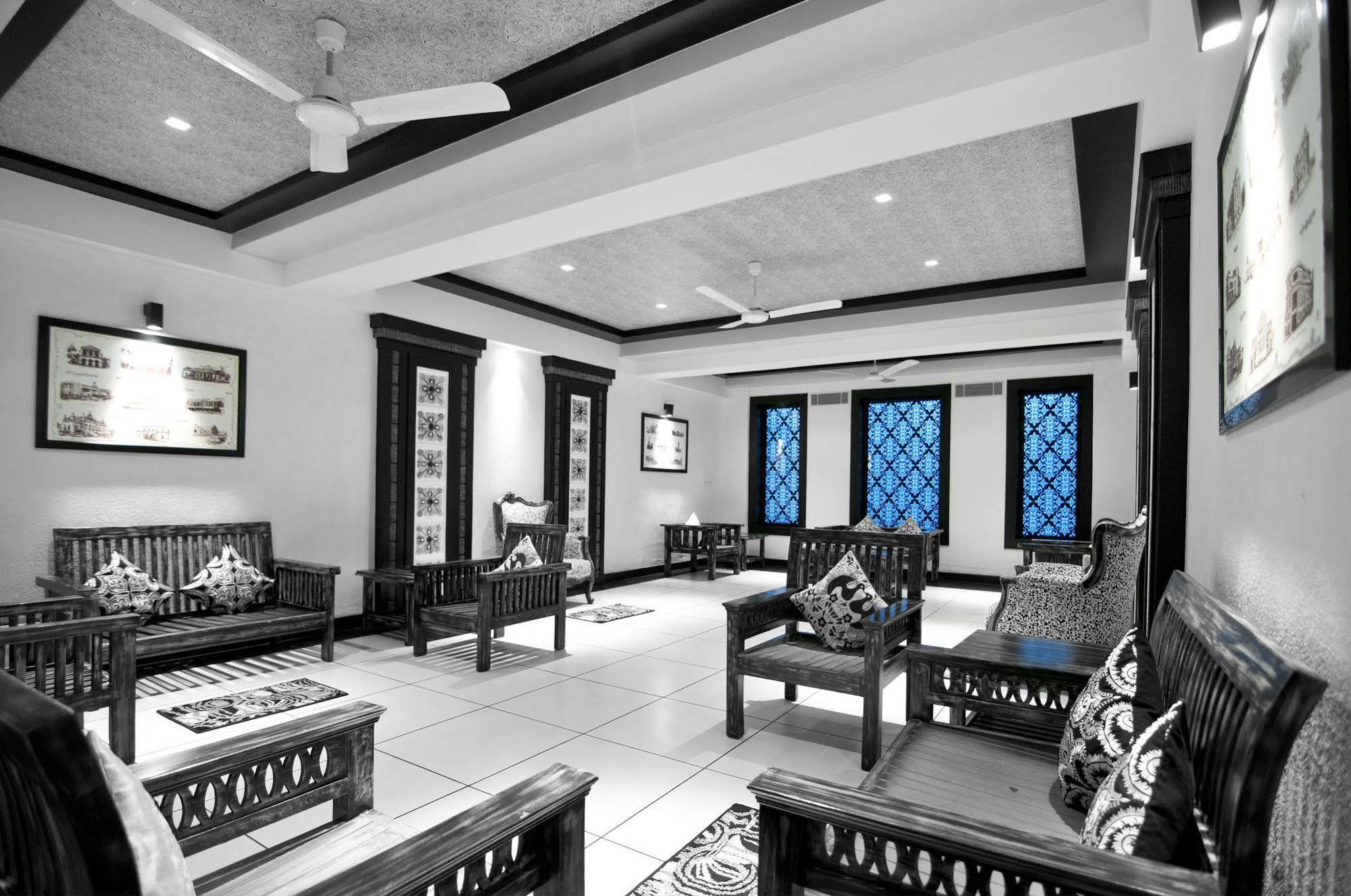 Liwa - The Transit Hotel,