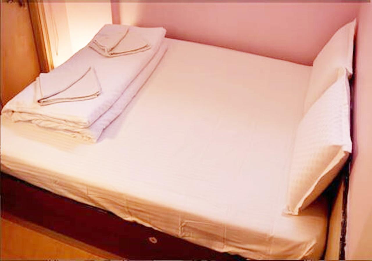 Rainbow Service Hotel Bangalore