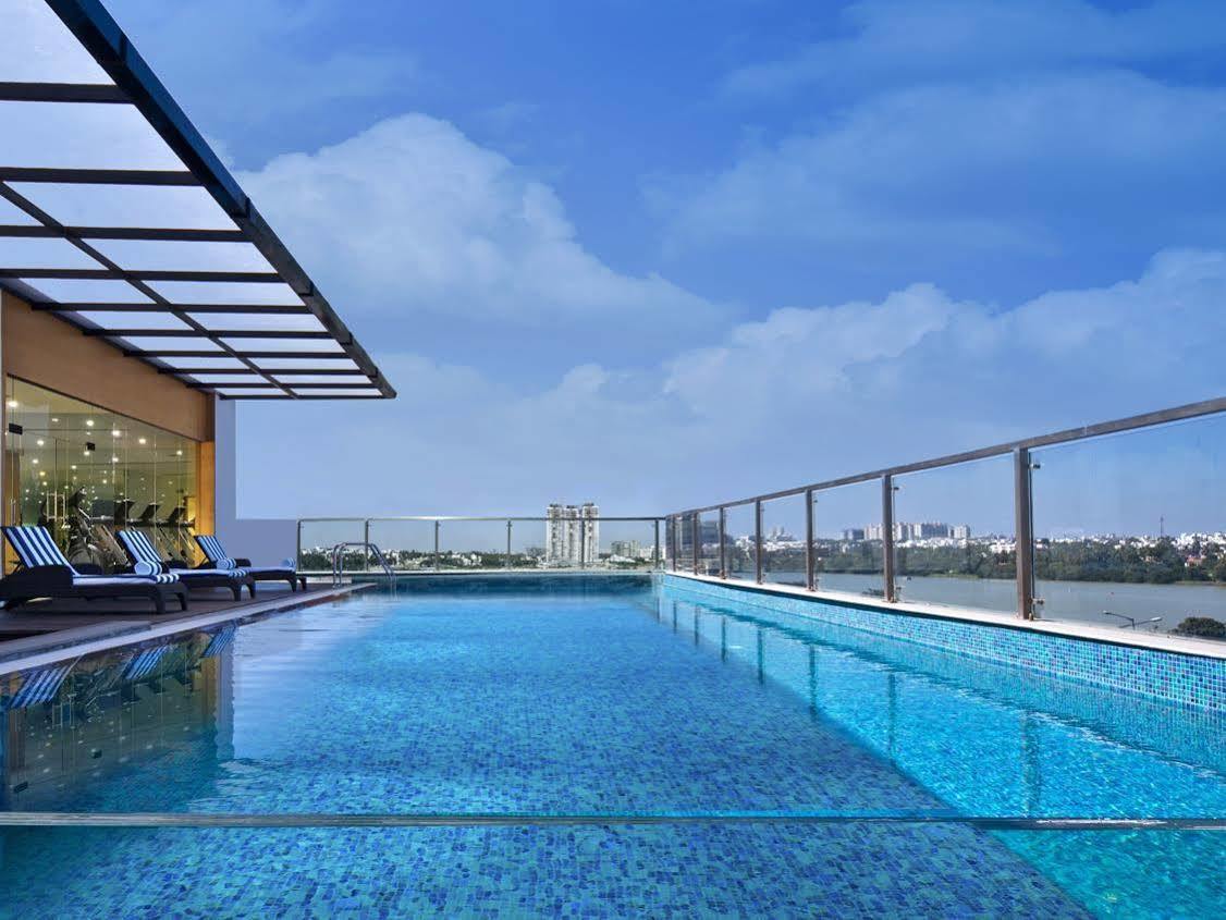 Hotel Country & By Radisson, Hebbal Road