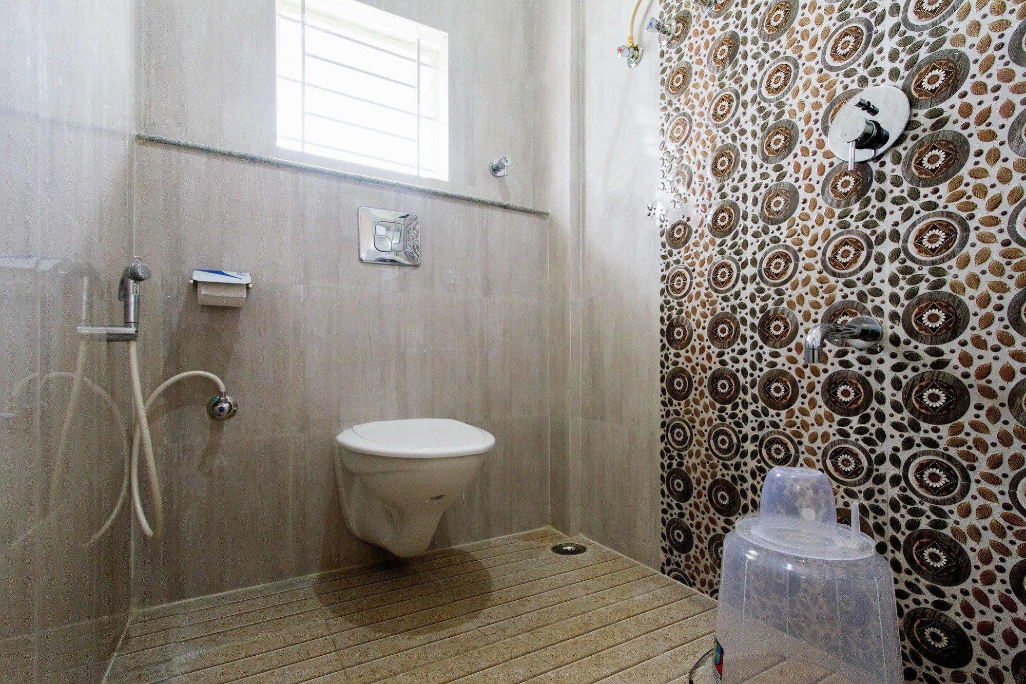 Hotel Fabhotel Rms Comforts - Nr Yeshwantpur Railway Station Bangalore