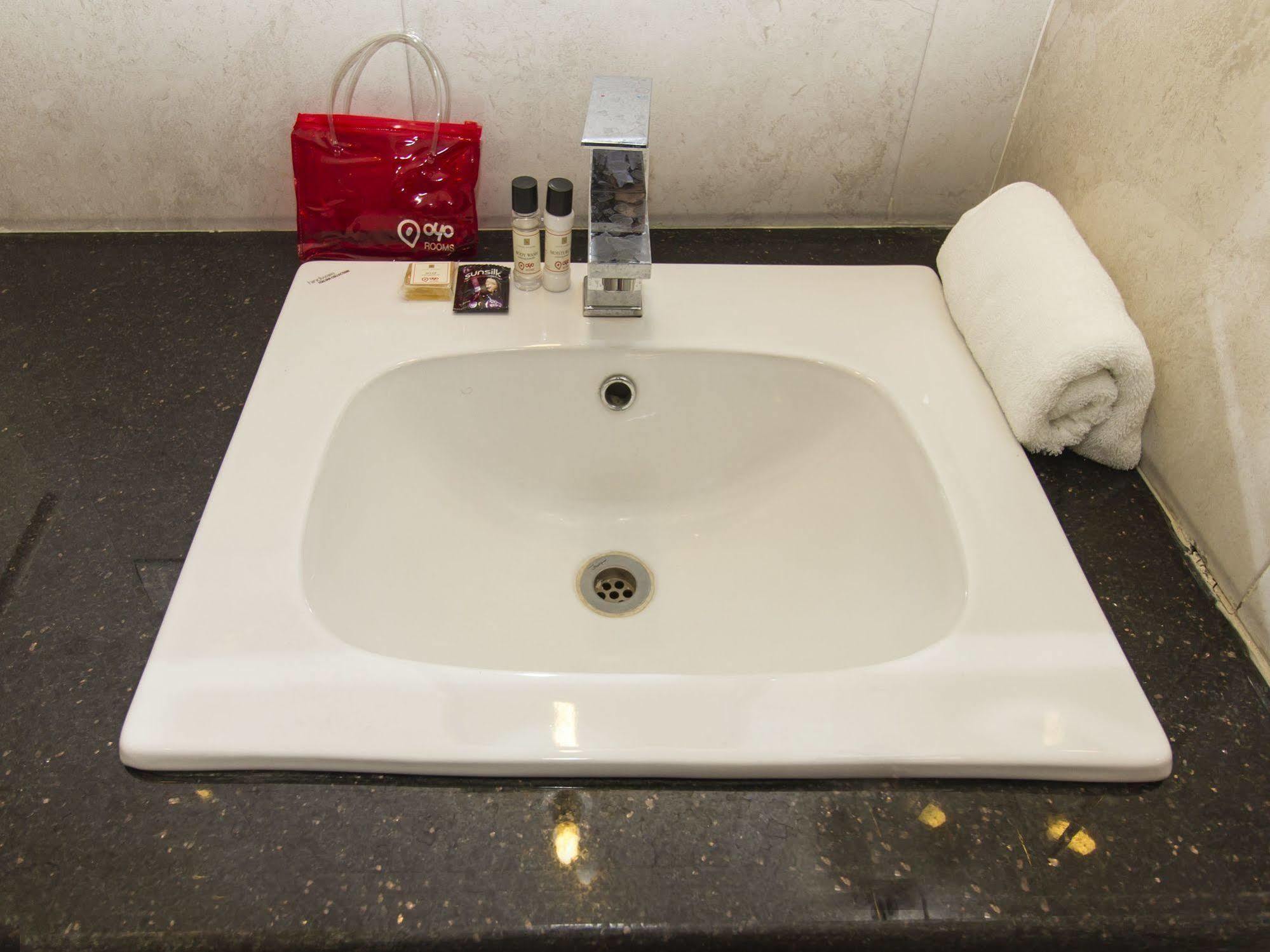 Eyrie Service Apartments 3*