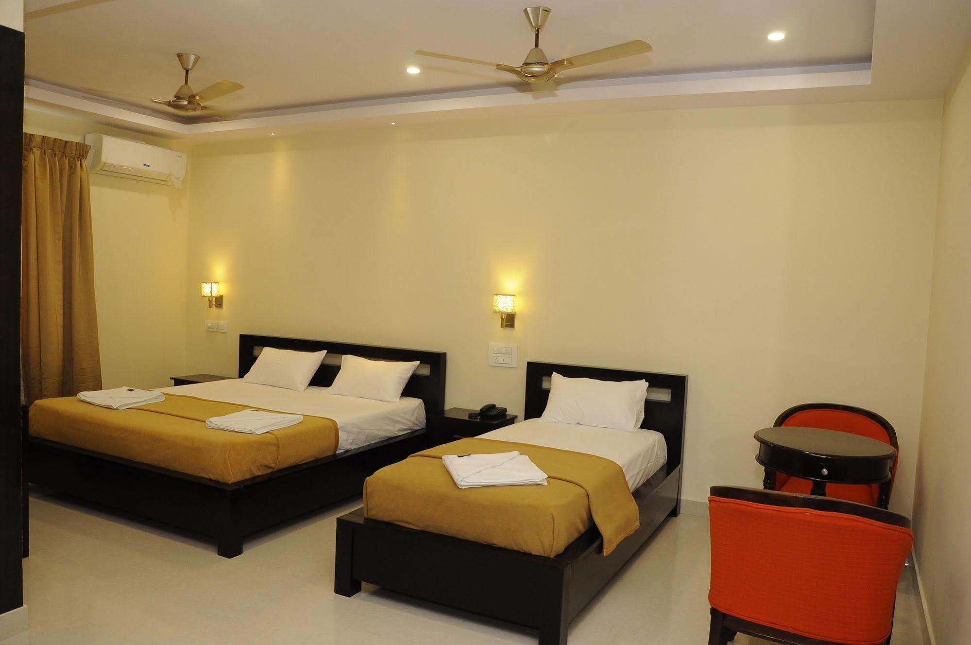 Silicon Hotel 3*