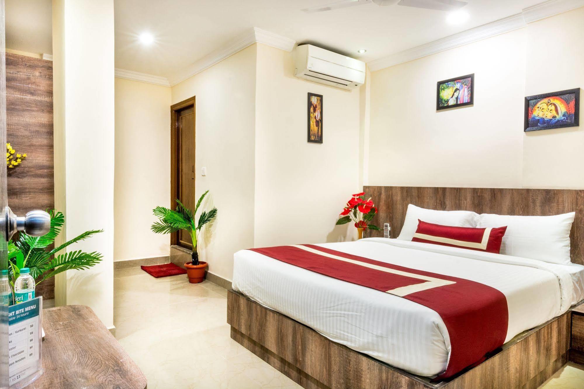 Octave And - Jp Nagar Hotel