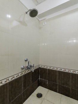 Hotel Treebo Trip Grand Regency 3*