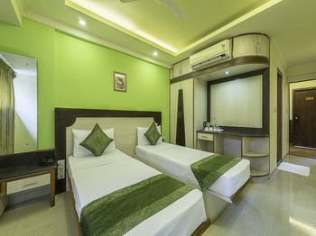 Hotel Treebo Trip Grand Regency 3*