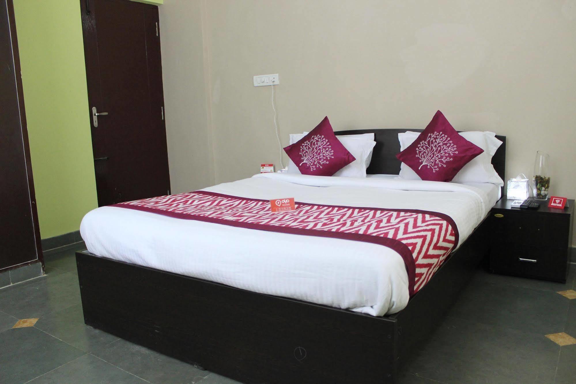 Hotel Oyo Kalyan Nagar Bangalore