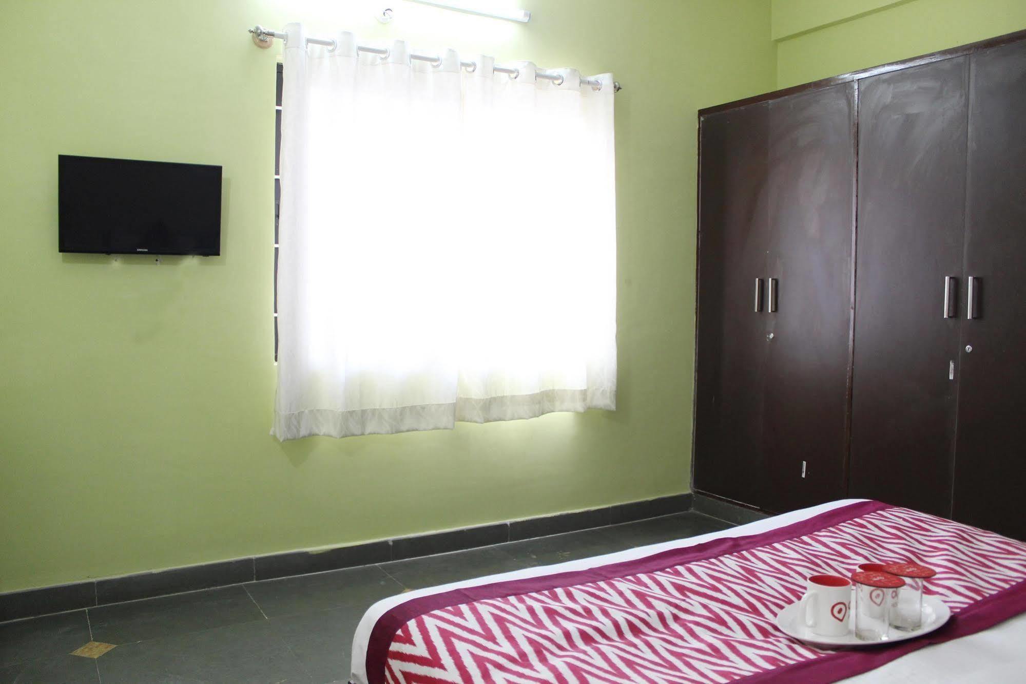 Oyo Kalyan Nagar Hotel