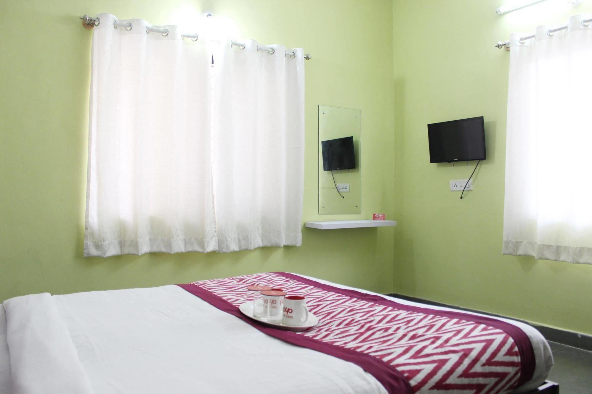 Hotel Oyo Kalyan Nagar 3*