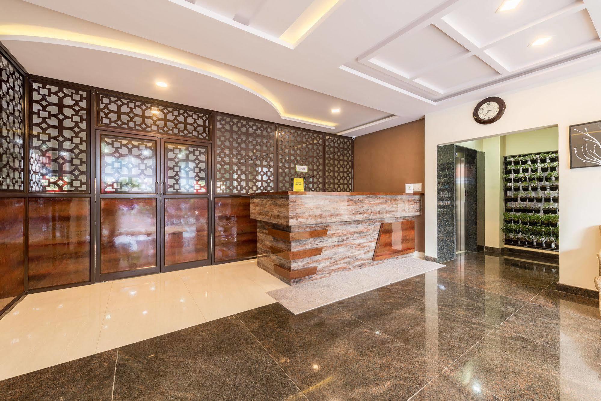 Treebo Greenwood Premier Suites, Old Airport Road 3* Bangalore