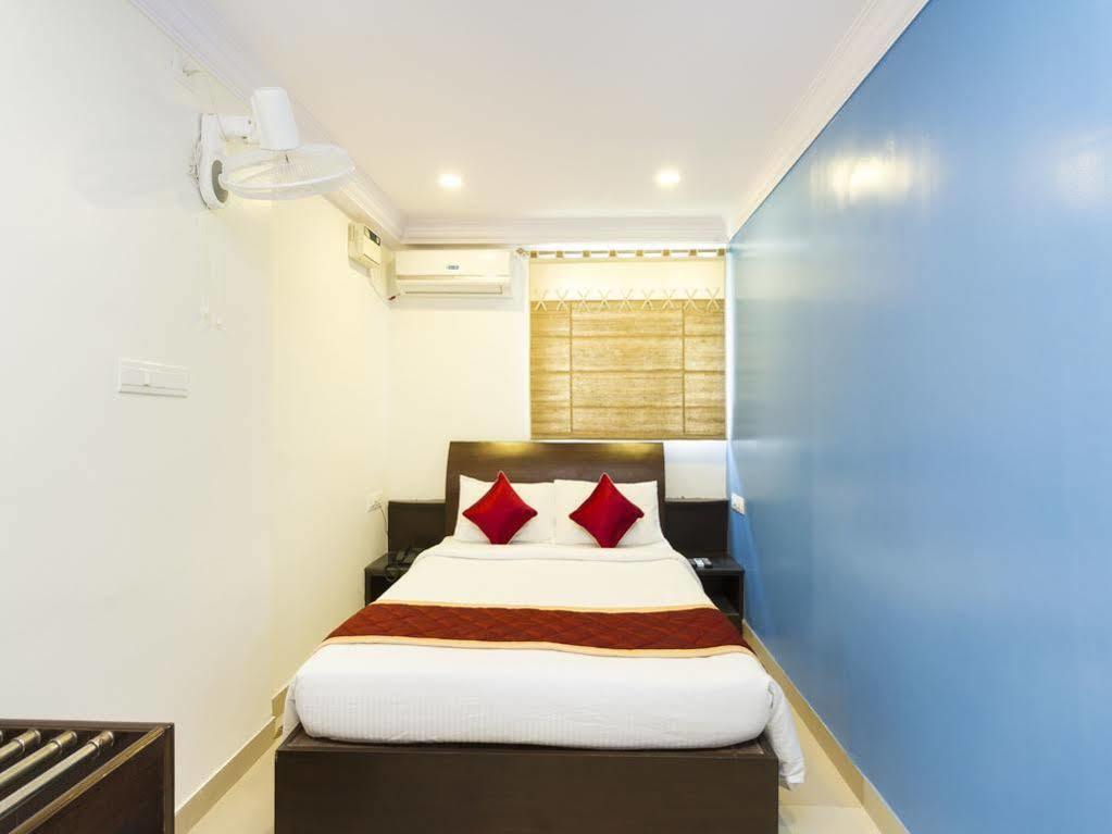 Oyo Premium Iisc New Bel Road Hotel Bangalore