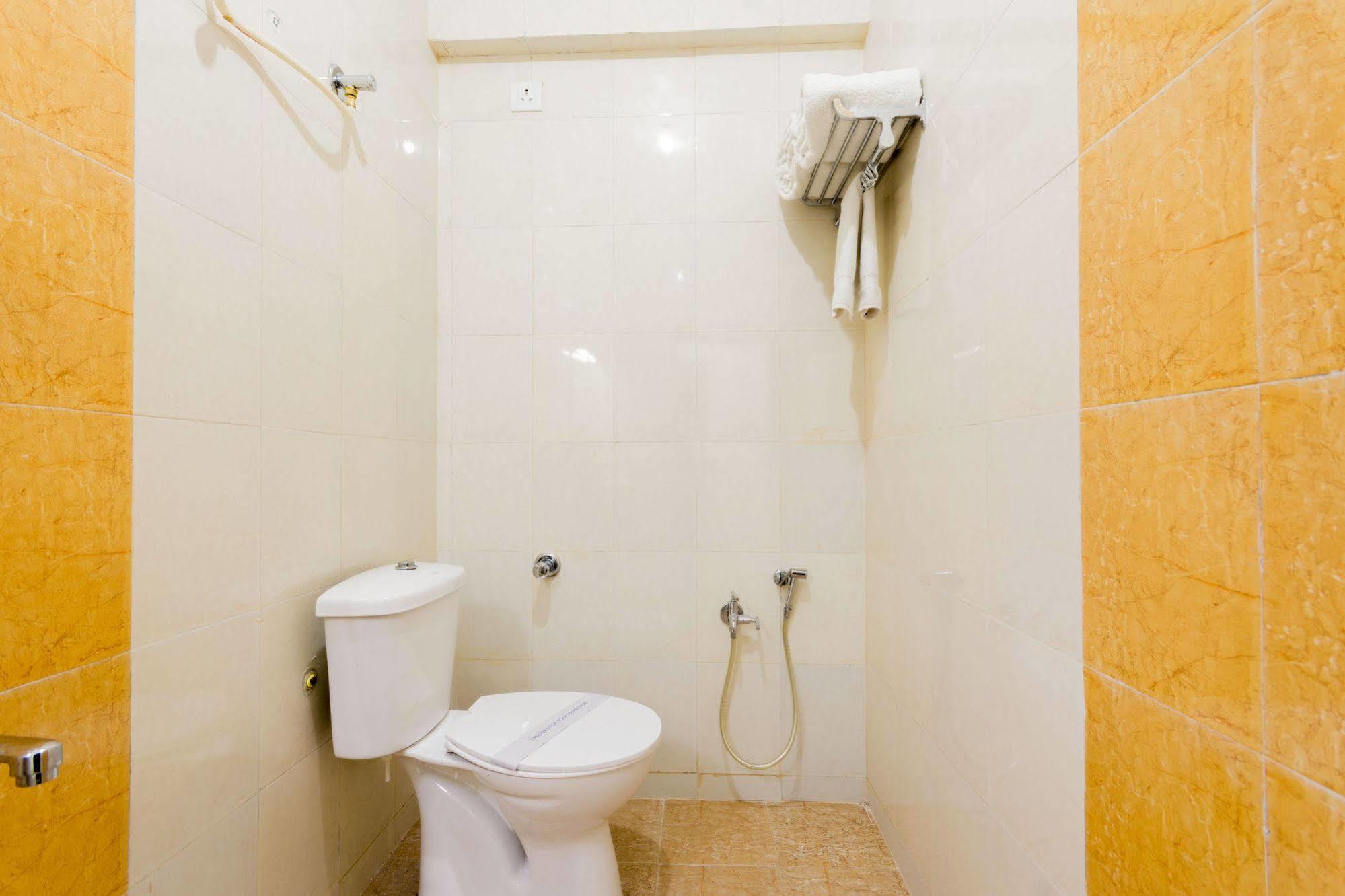 Zo Trinity Circle Mg Road 3*