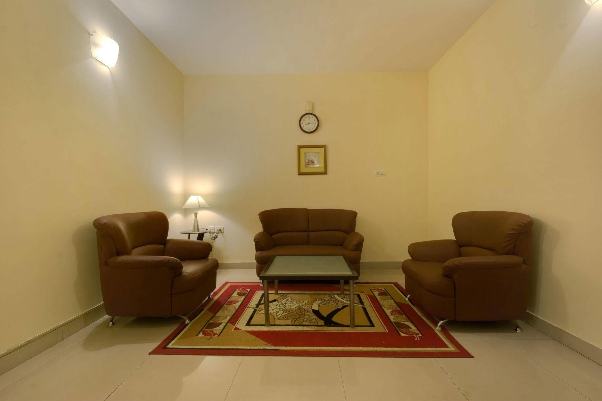 Hotel Zo Ulsoor Lake Indiranagar Bangalore