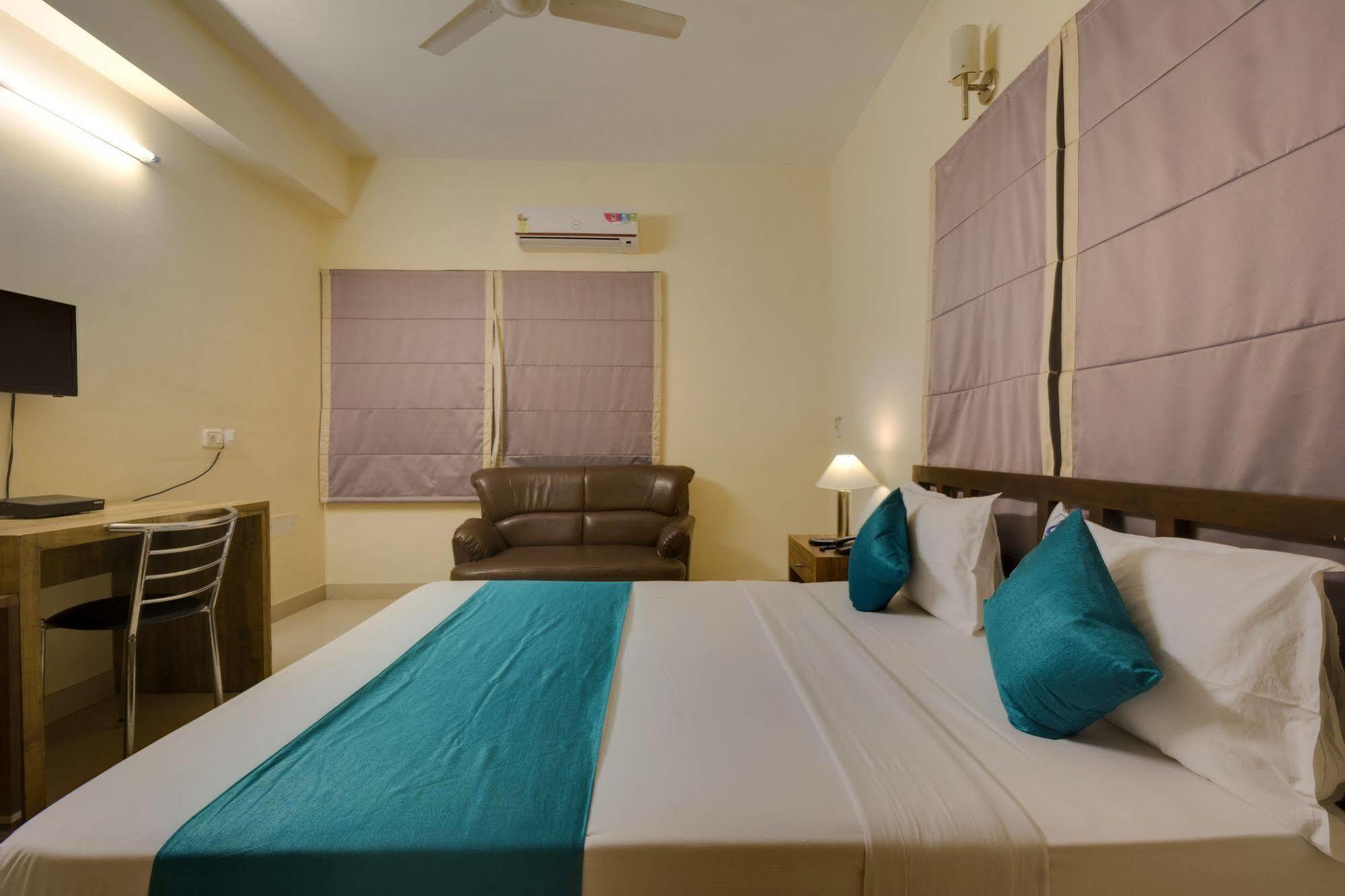 Hotel Zo Ulsoor Lake Indiranagar