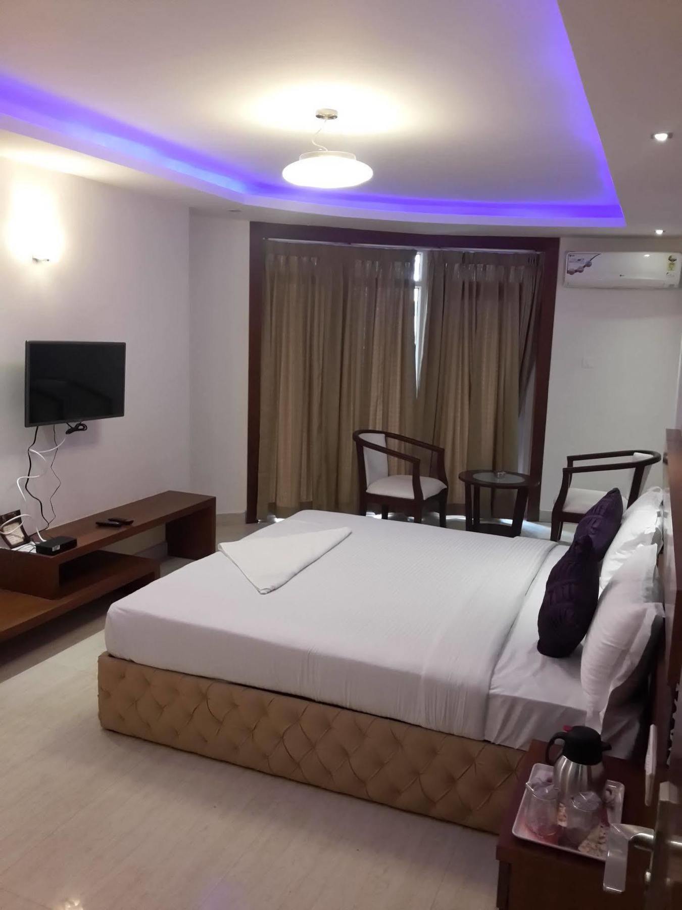 Icon By Bhagini Hotel 3*